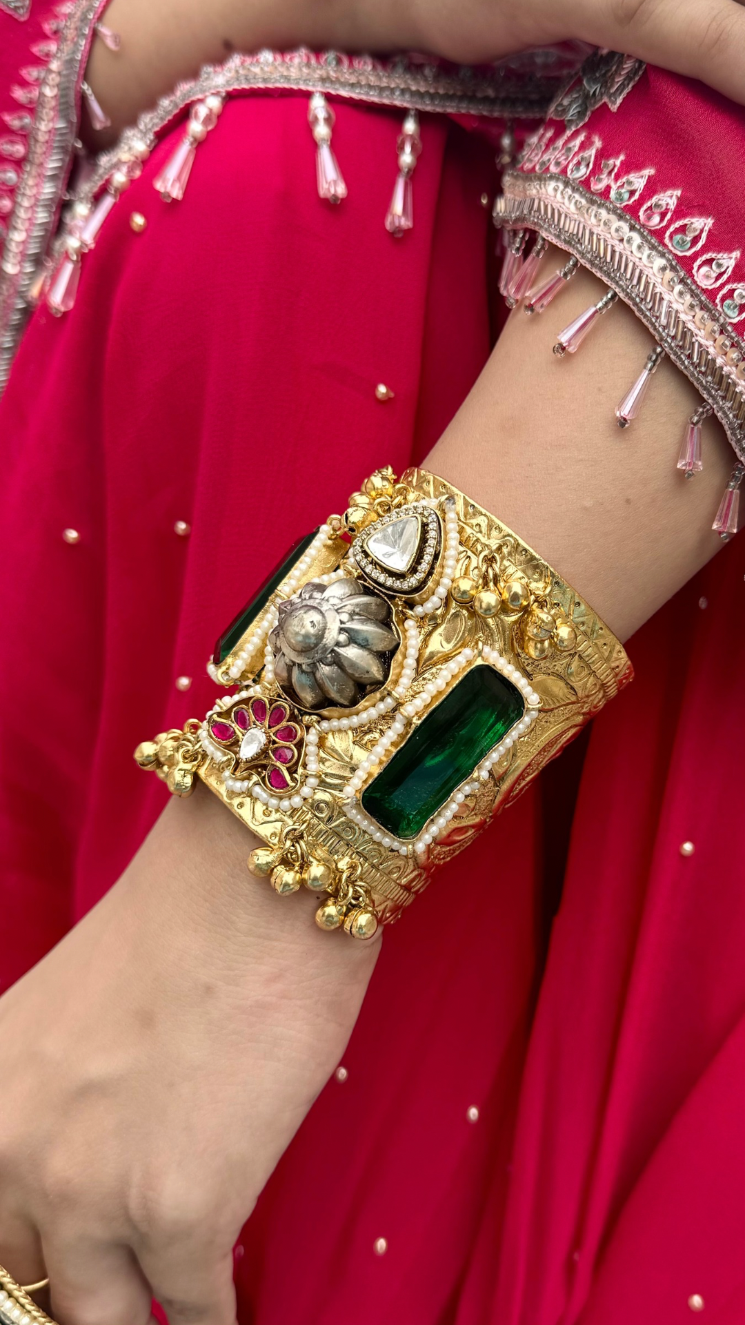 Suhana Bracelet Handcuff