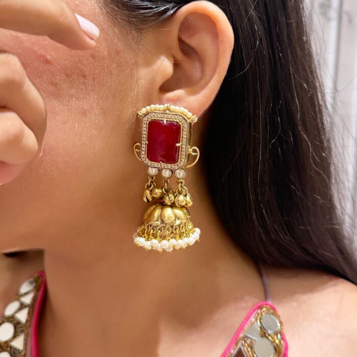 Mehreen Jhumkis