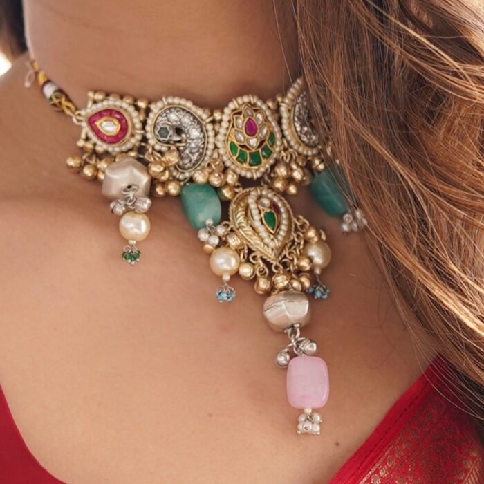 Tisya Choker