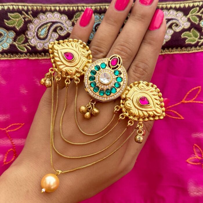 Chandrika Ring - Green