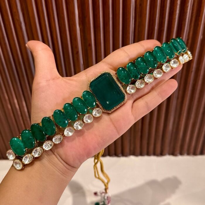 Ersheen Emerald Necklace With Dual Earrings