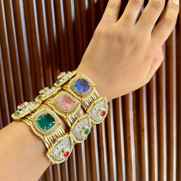 Tira Bracelet