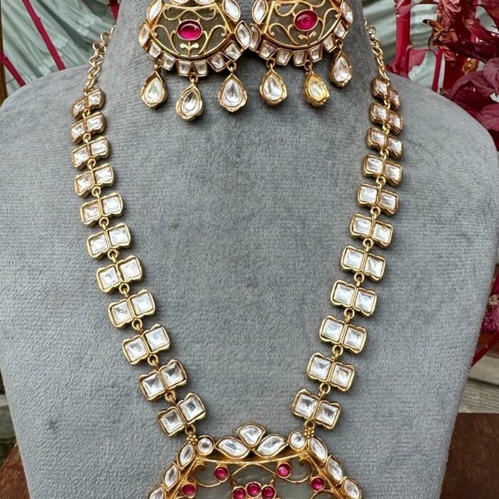 Parvati Polki Necklace With Earrings