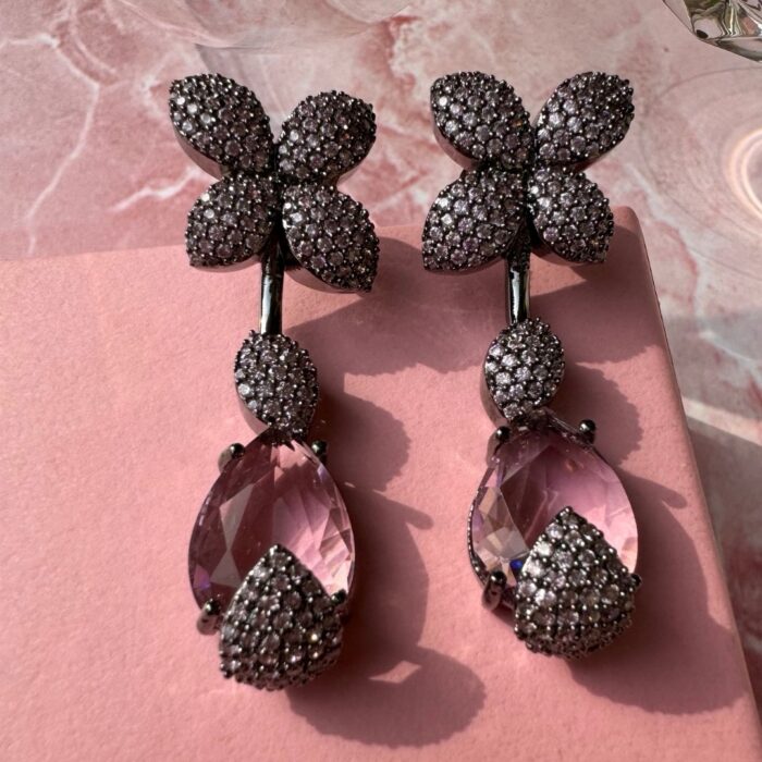 Hannah Desiger Earrings