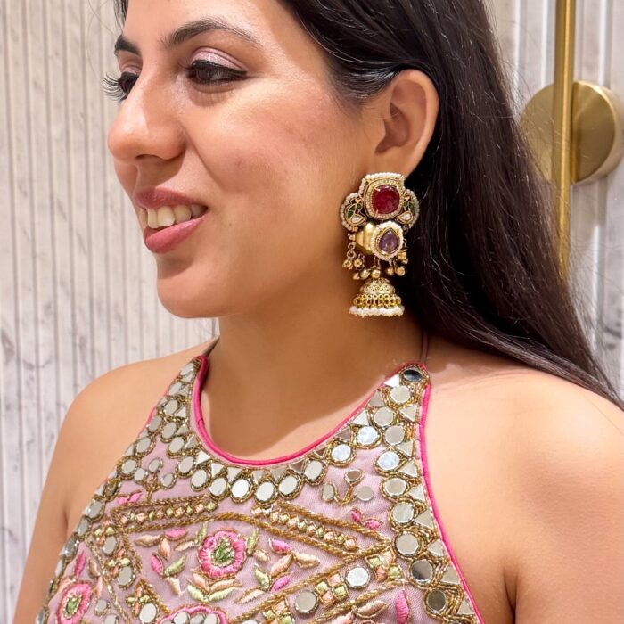 Raha Jhumki