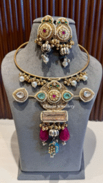 Sitara-e-Meher Hasli with Earring - Image 16