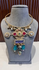 Sitara-e-Meher Hasli with Earring - Image 8