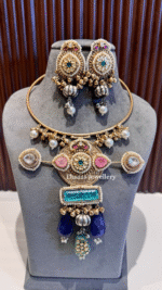 Sitara-e-Meher Hasli with Earring - Image 6