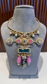 Sitara-e-Meher Hasli with Earring - Image 2