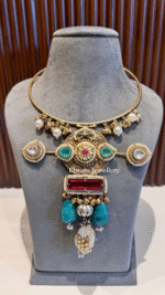 Sitara-e-Meher Hasli with Earring - Image 13