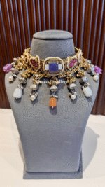 Ruhaniyat Necklace With Earrings-Purple - Image 6