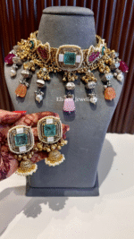 Ruhaniyat Necklace With Earrings-Mint Green