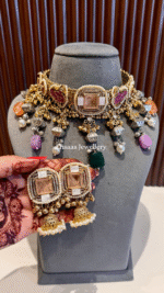 Ruhaniyat Necklace with Earrings-Peach