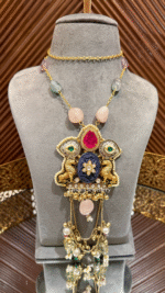 Gulzaar  Necklace With Earrings - Image 2