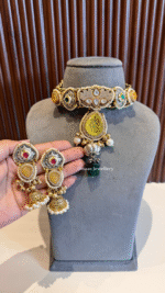 Rang E Ishq Necklace With Earrings - Image 11