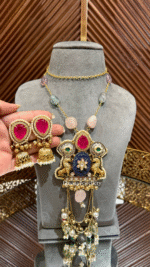 Gulzaar  Necklace With Earrings