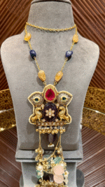Gulzaar  Necklace With Earrings - Image 8